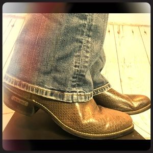 Vintage Laredo Cowboy Boots. Snake skin pattern.